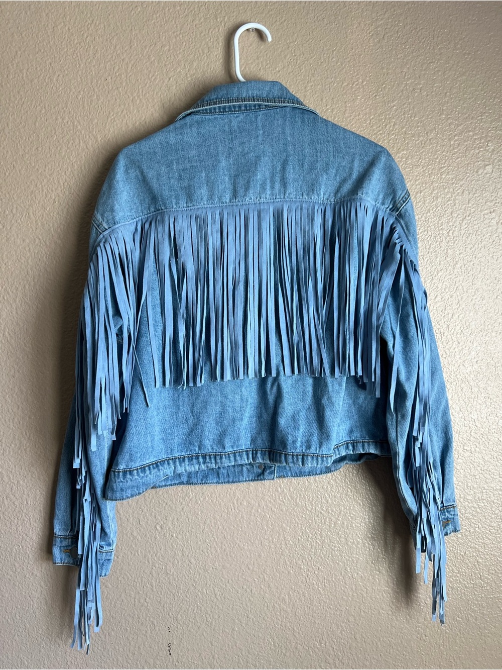 Le Lis Collection Women’s Denim Blue Fringe Western Boho Jacket Large